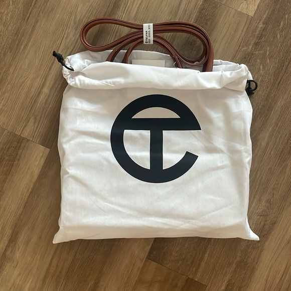 Telfar medium size shopping bag in tan! NWT - Picture 3 of 7